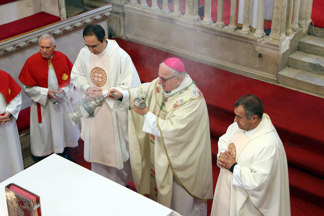 Šibenski biskup Tomislav Rogić predvodio novogodišnje svečano misno slavlje