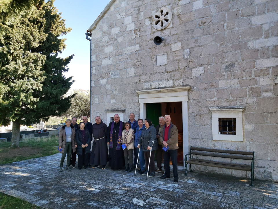 Biskup obišao župu Danilo