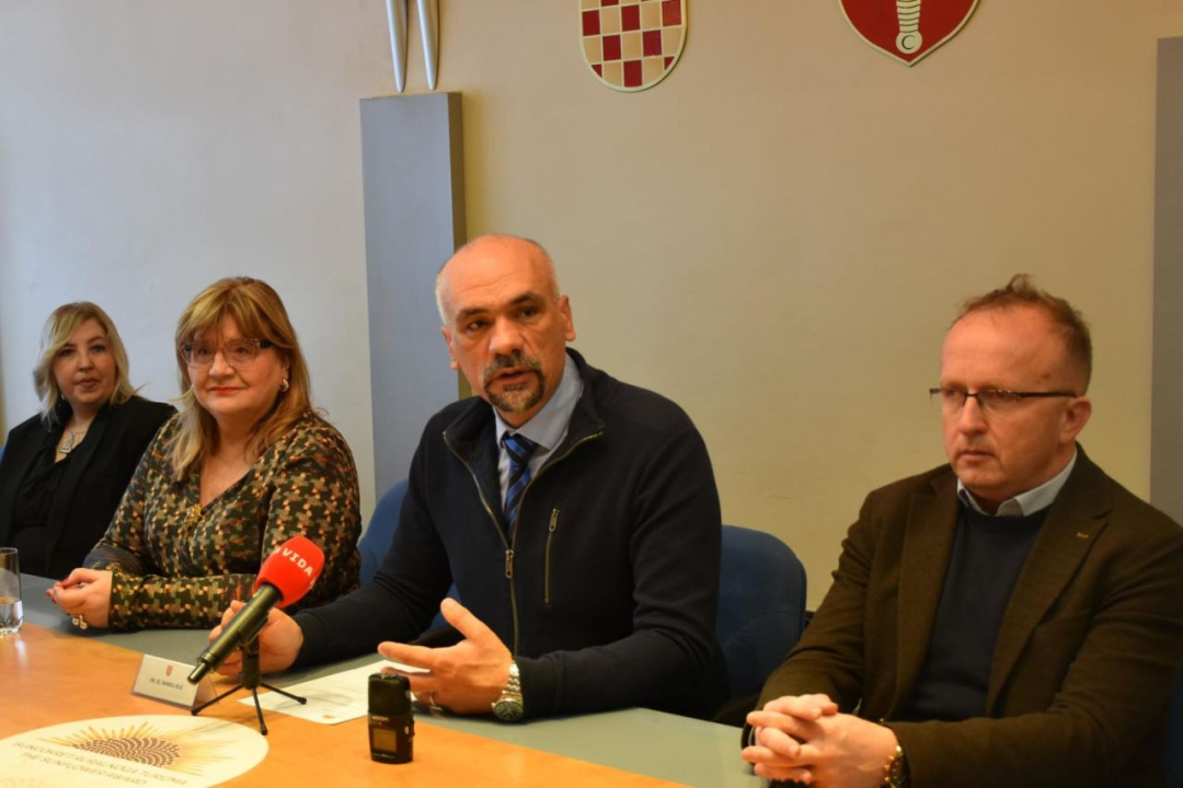 Župan održao prijem za dobitnike nagrade ‘Suncokret ruralnoga turizma Hrvatske’ za 2024. godinu