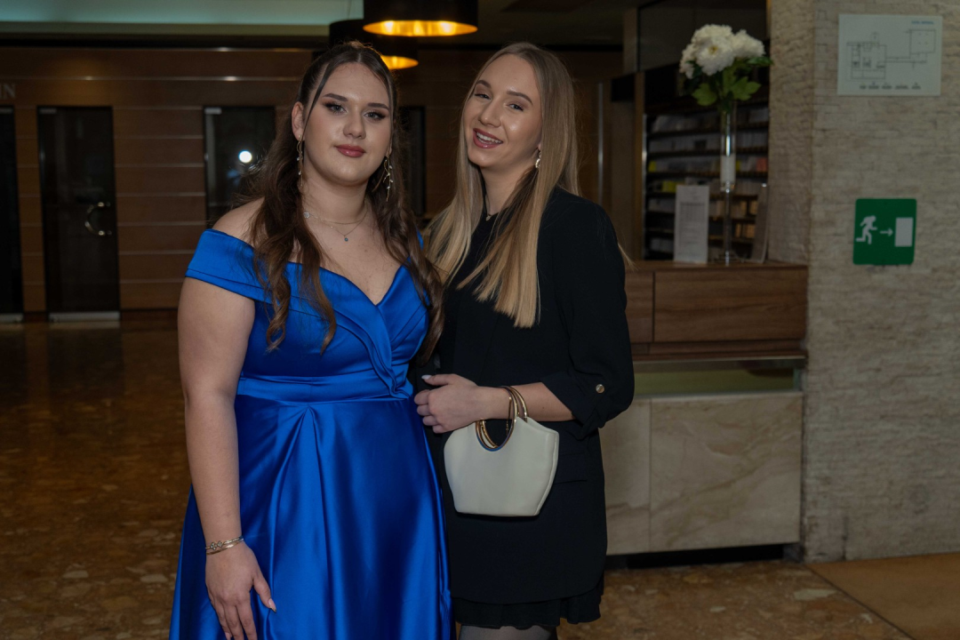 Zavirite na maturalni ples šibenske Medicinske škole (2)