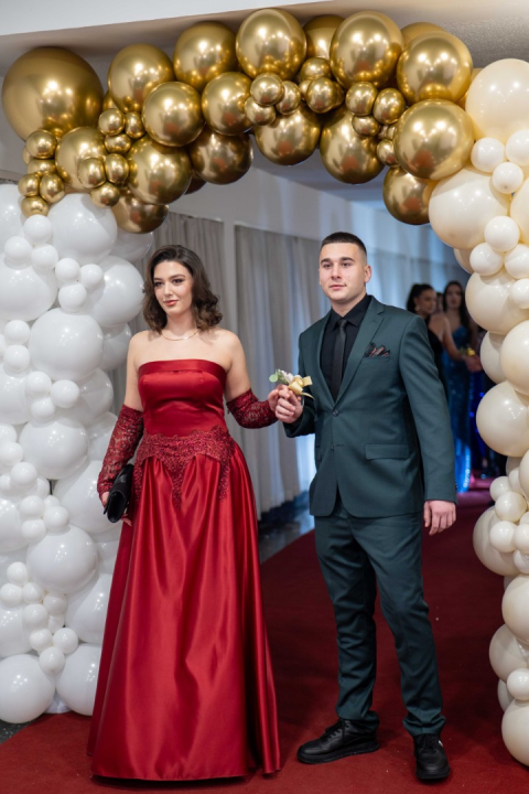 Zavirite na maturalni ples šibenske Medicinske škole (1)