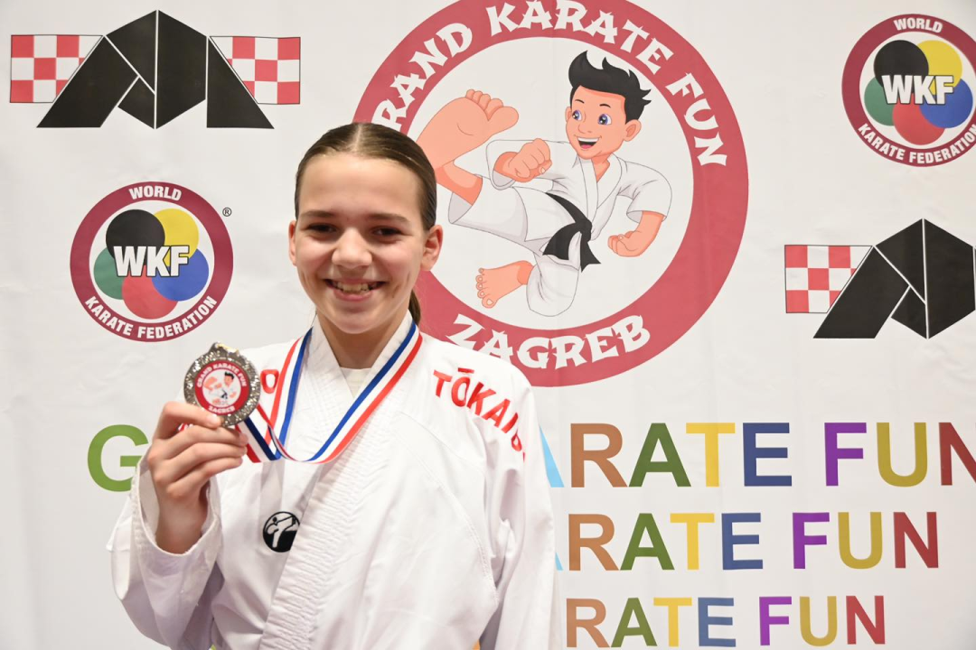 FOTO: Karataši Okita donijeli u Vodice titulu najboljeg kluba na '4. Grand Karate Funu'
