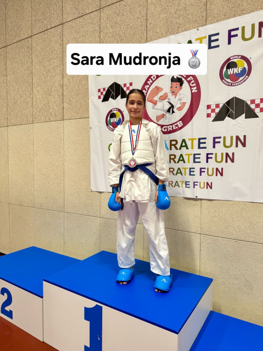 FOTO: Karataši Phoenixa uzeli osam medalja na 'Grand Karate Funu'
