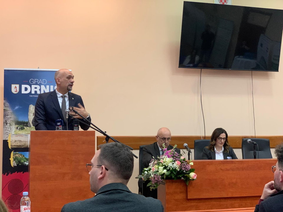 Održivi turizam za lokalni razvoj: U Drnišu održana početna konferencija projekta SUSTOUR