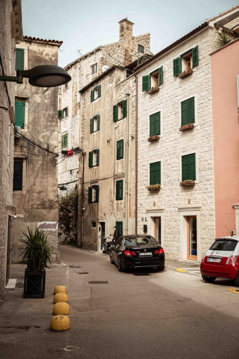 Dolac – povijesna duša Šibenika s mediteranskim šarmom