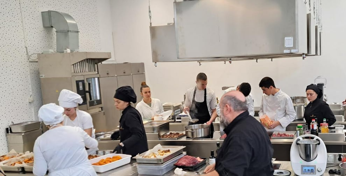 Fešta od okusa u Kistanjama oduševila ljubitelje autohtone gastronomije i zaključila uspješnu manifestaciju