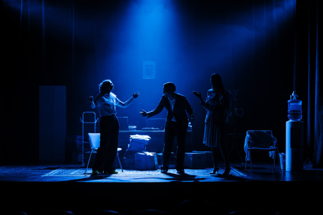 'Prigode beru jagode': Poslastica šibenskog HNK privukla velik broj zaljubljenika u kazalište