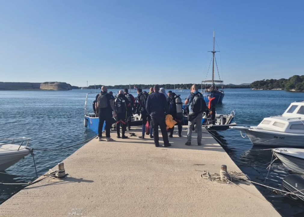 Eko patrola u Šibeniku: Kongres zaključili čišćenjem podmorja u uvali Minerska