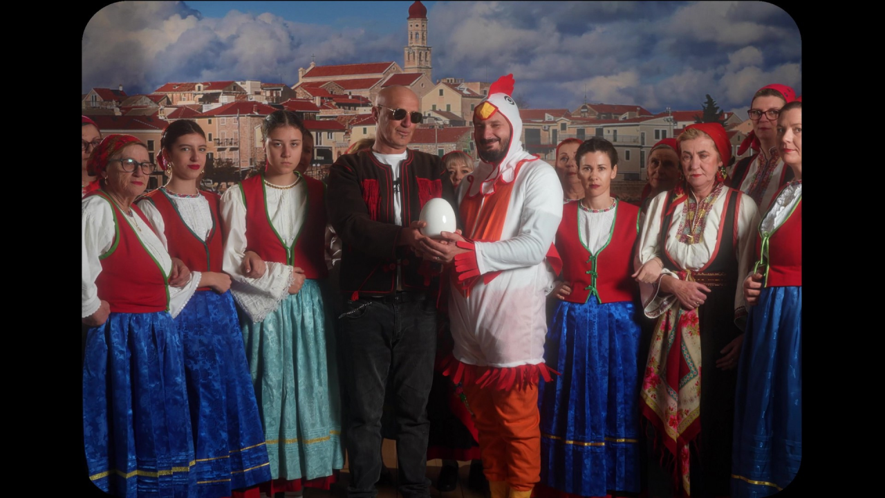 Premijera spota 'Kokošica': Teški Osjećaji u novom ruhu slave glazbenu i kulturnu baštinu
