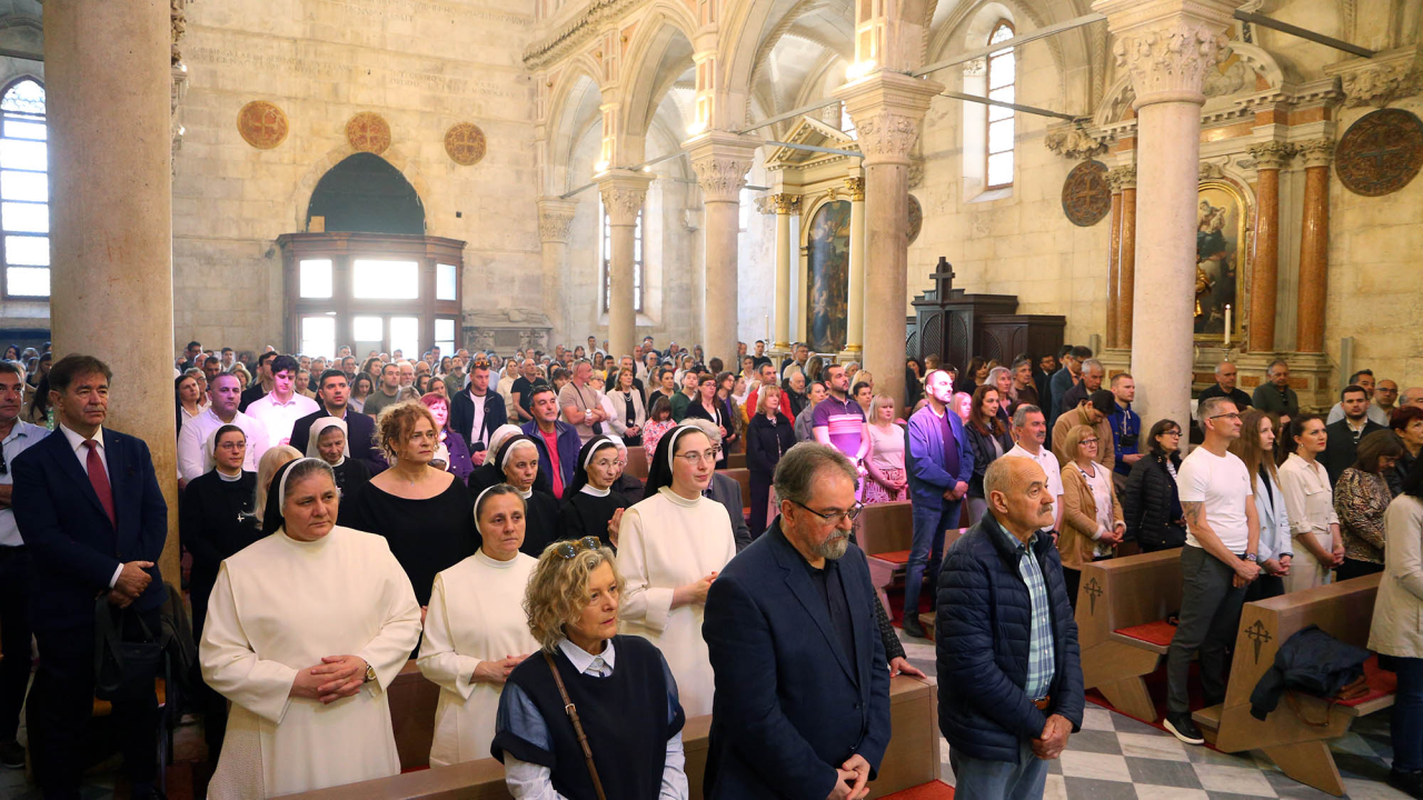 Uskrs u katedrali sv. Jakova