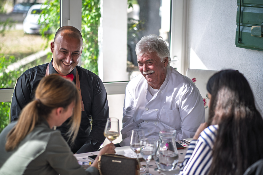 FOTO Doživite okus Dalmacije na pijatu u Konobi Oli!