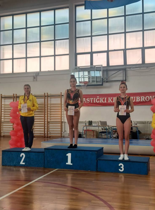 Gimnastičarke Dišpeta uspješne na natjecanju u Dubrovniku