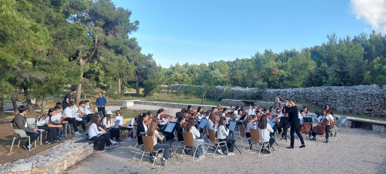  Učenici šibenske i omiške glazbene škole priredili nezaboravan koncert u kanalu sv. Ante