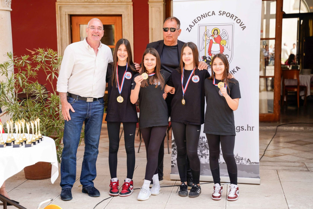 Mladi šibenski sportaši dobili priznanja i nagrade za uspjehe na nedavnim natjecanjima
