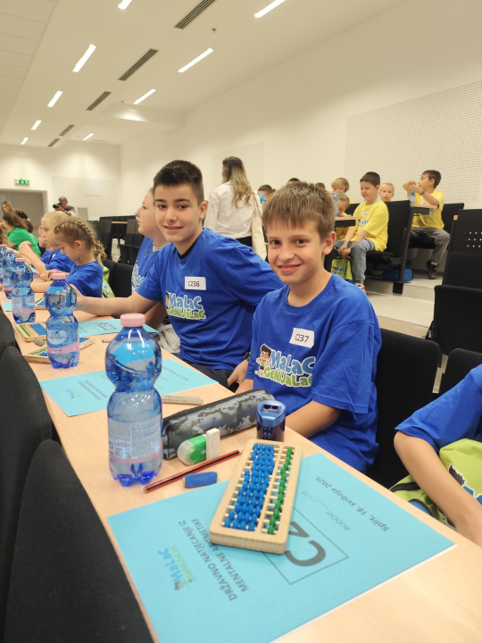 FOTO: Malci Genijalci iz Šibenika rasturili Državno natjecanje iz mentalne aritmetike i matematike