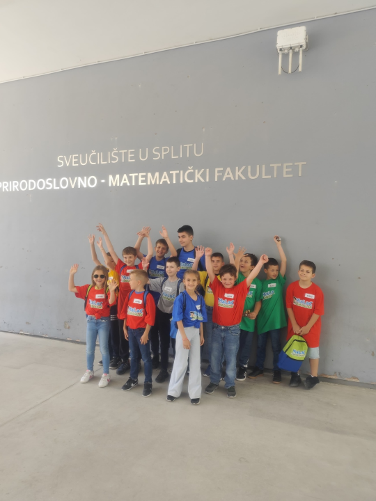 FOTO: Malci Genijalci iz Šibenika rasturili Državno natjecanje iz mentalne aritmetike i matematike