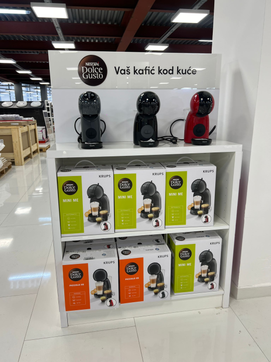 FOTO Besplatna hrana i piće, ogromni popusti i zabava – Građa preuredila svoju poslovnicu u Šibeniku!