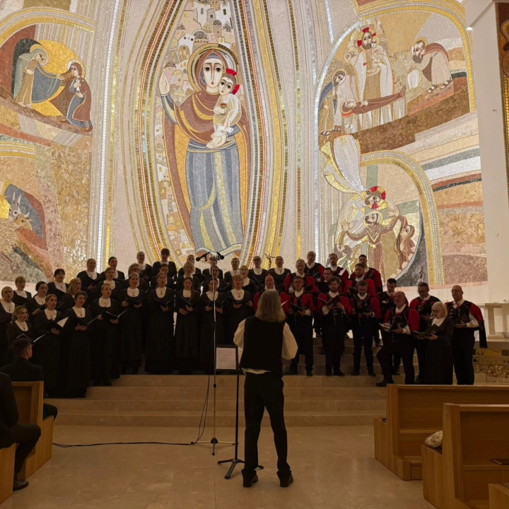 Članovi šibenskog 'Kola' održali koncert u Mostaru