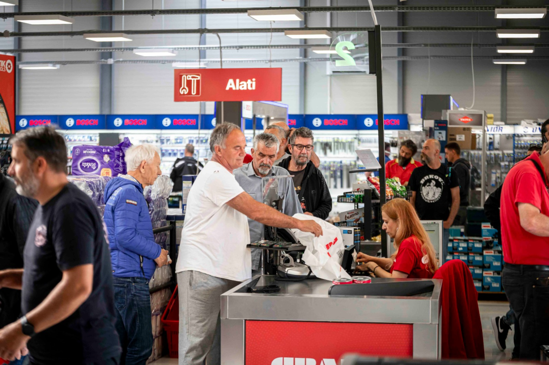 FOTO Pozor! Veliki popusti na kućanskim aparatima, keramici, alatima, bojama, rasvjeti, stolariji i puno više!