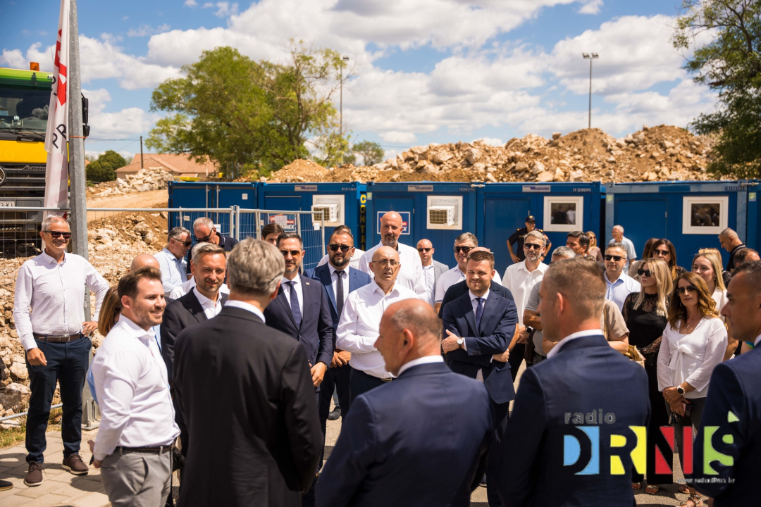 Andrej Planković u Drnišu obišao gradilište Centra za starije osobe