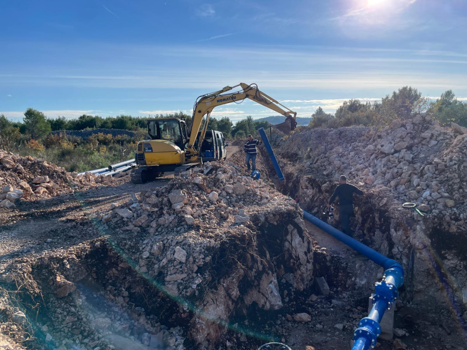 Voda stiže na Žirje, Kaprije i Obonjan: Najduži podmorski cjevovod položen 70 metara pod morem 