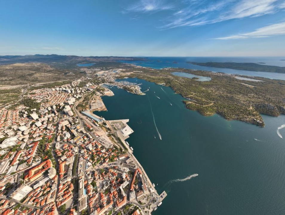 Kadrovi Šibenika iz zraka fotografa Borisa Trogrančića oduzimaju dah