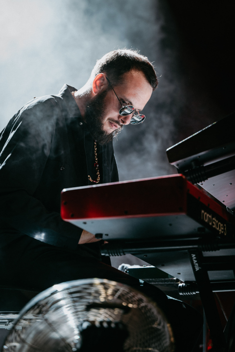 Kyoto Jazz Massive u proširenom sastavu oduševio publiku na tvrđavi sv. Mihovila  