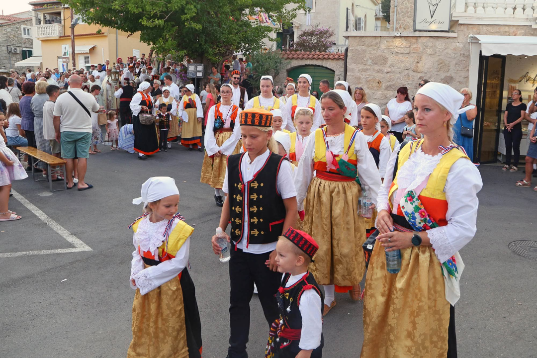 Tribunj svečano proslavio blagdan Velike Gospe