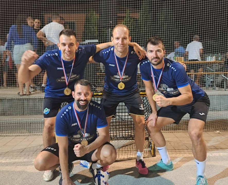 FOTO Konobi Kalebić pripao kultni jezeranski malonogometni turnir 'Martinela'