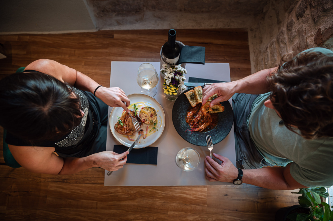 Ručak u srcu Šibenika: Četiri restorana koja vrijedi posjetiti!