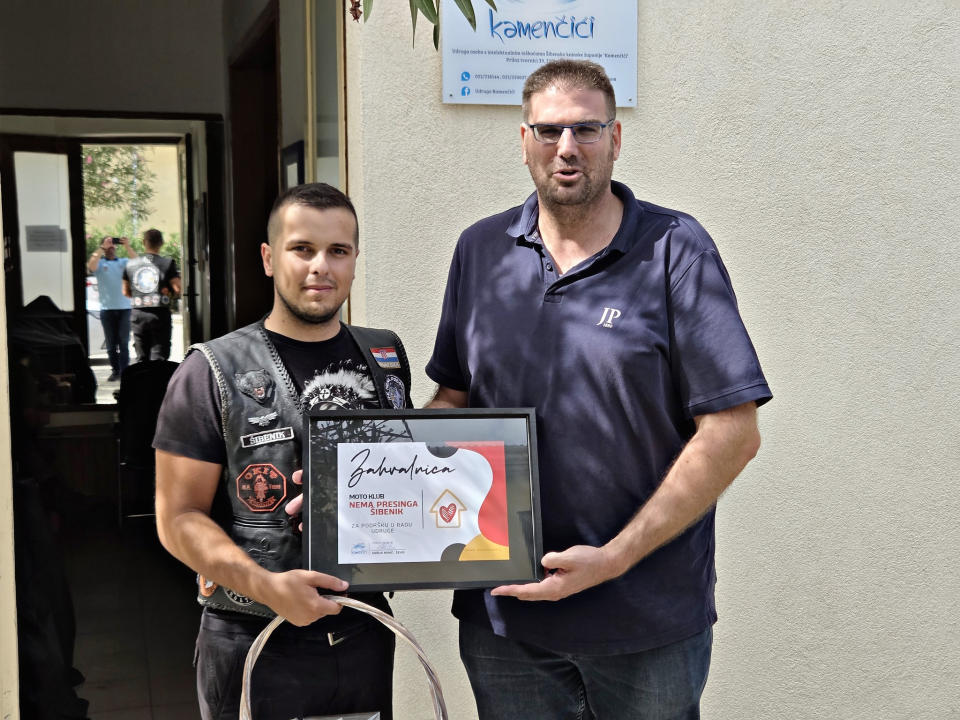 Članovi moto kluba posjetili Kamenčiće