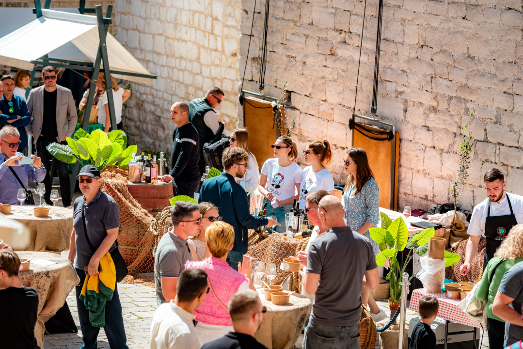 Taste Like Marenda sutra u Murteru: Ne propustite feštu okusa, tradicije i dobre zabave