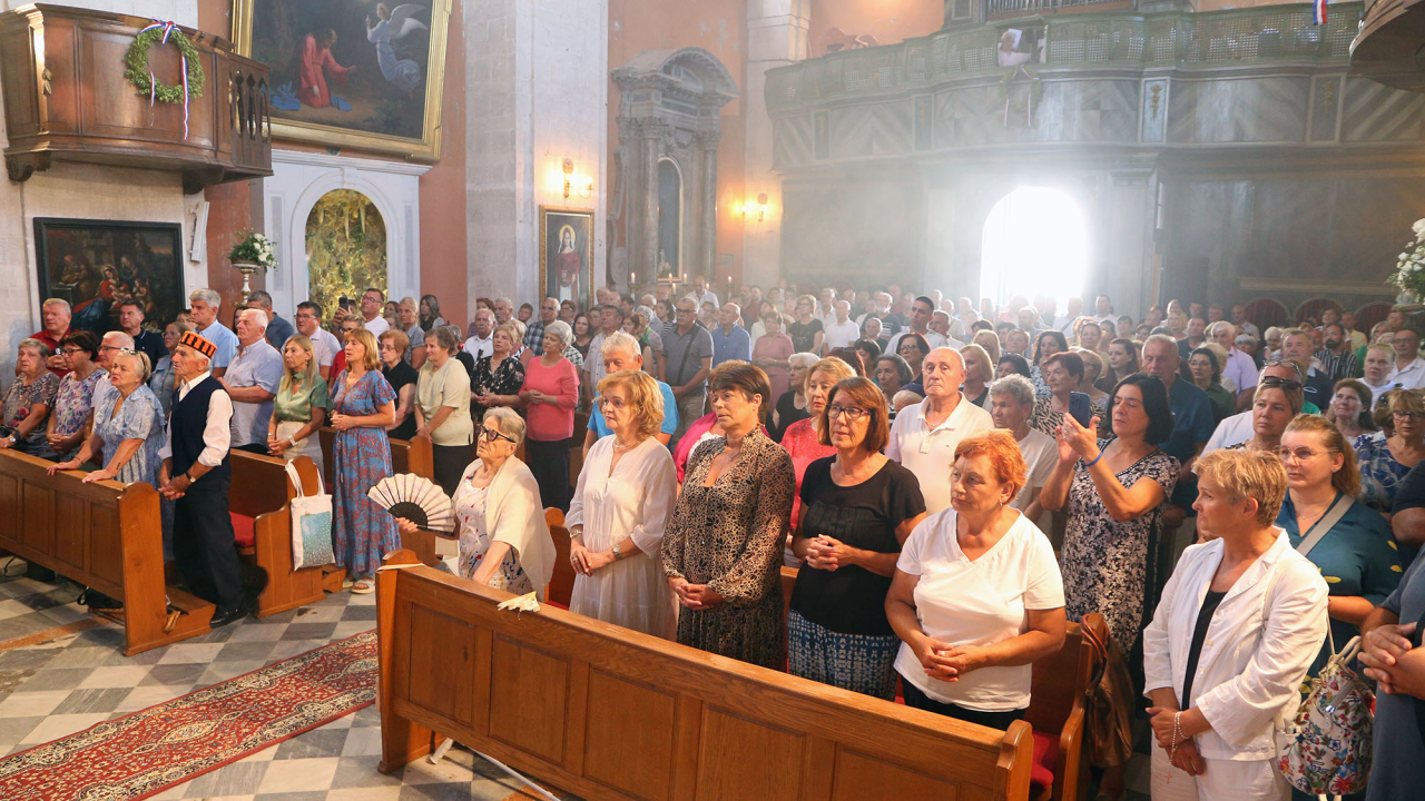 Mala Gospa u Skradinu