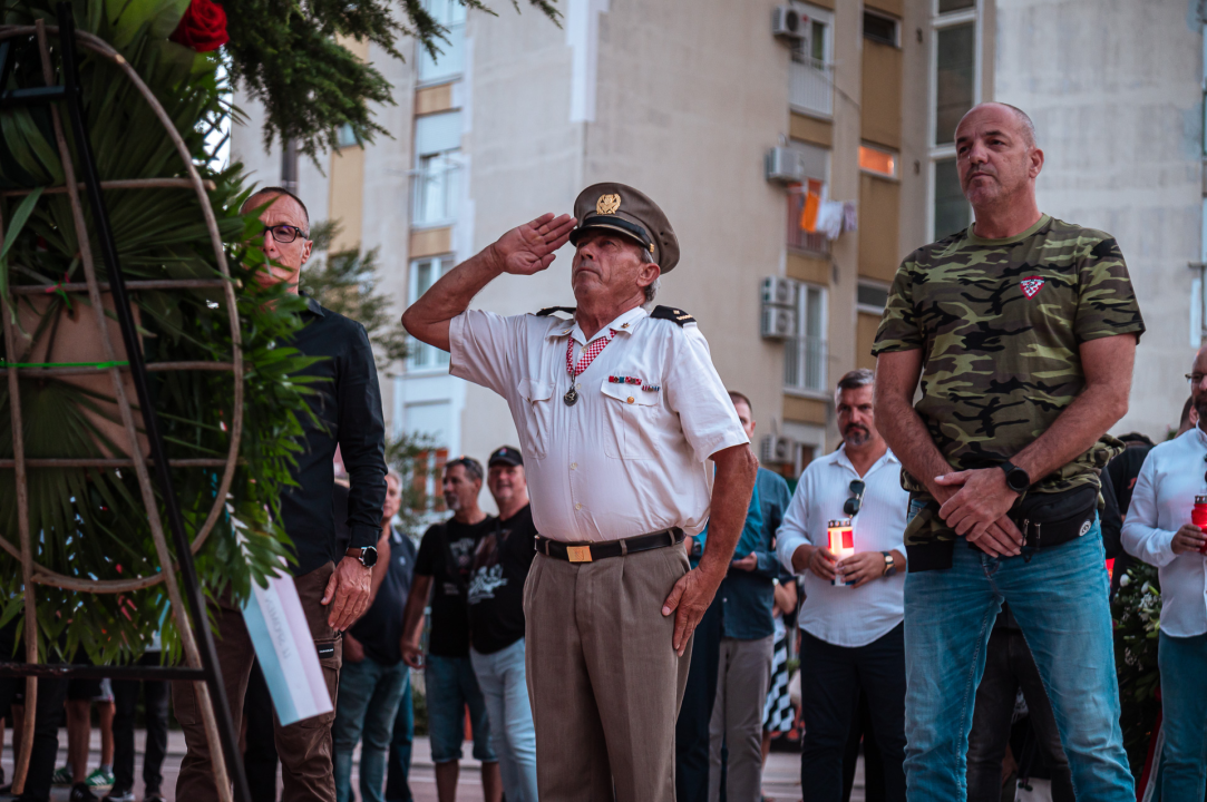 Polaganjem vijenaca, komemoracijom, mimohodom i bakljadom obilježen 34. spomendan Rujanskog rata