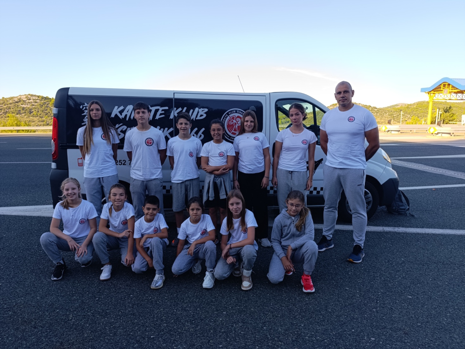 FOTO Karate klubu Šibenik 1066 devet medalja na 'Karlovac Openu'