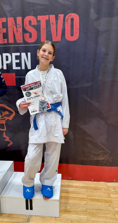 FOTO Karate klub Phoenix iz BiH donio 11 medalja u Murter, pred Prvenstvo Hrvatske