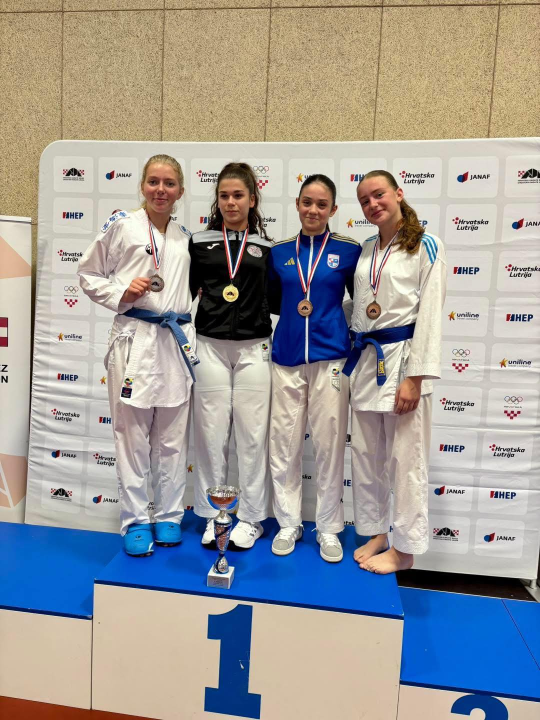 FOTO Karate klub Okit nastupio na Kupu Hrvatske, dvije članice došle do medalje i reprezentacije