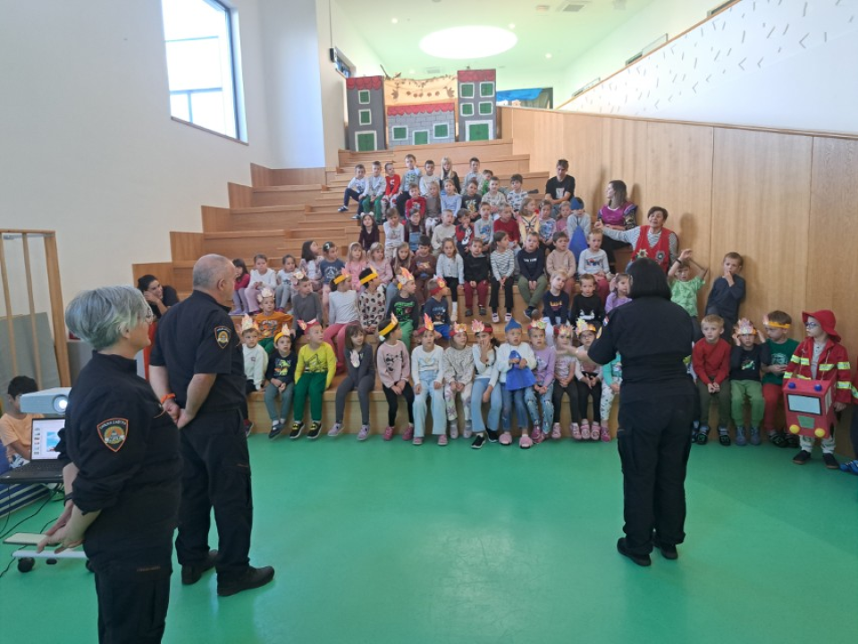 Štitko i Štitka mališane iz Vodica učili o samozaštiti