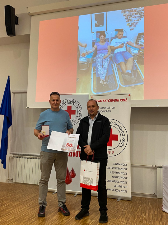 Crveni križ Knin obilježio Dan darivatelja krvi: 'Prikupili 670 doza krvi samo u ovoj godini'
