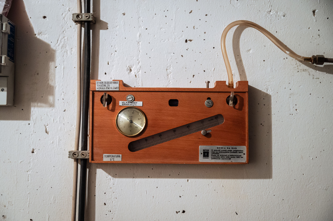 Ušli smo u sklonište kod robne kuće u centru Šibenika: Desetljećima zaboravljeno, bez nadzora i ulaganja 