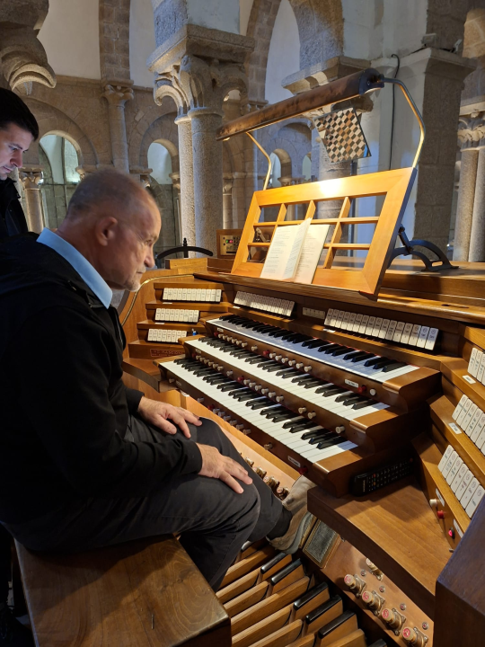 Šibenski hodočasnici zapjevali u katedrali Svetog Jakova u Santiagu de Composteli