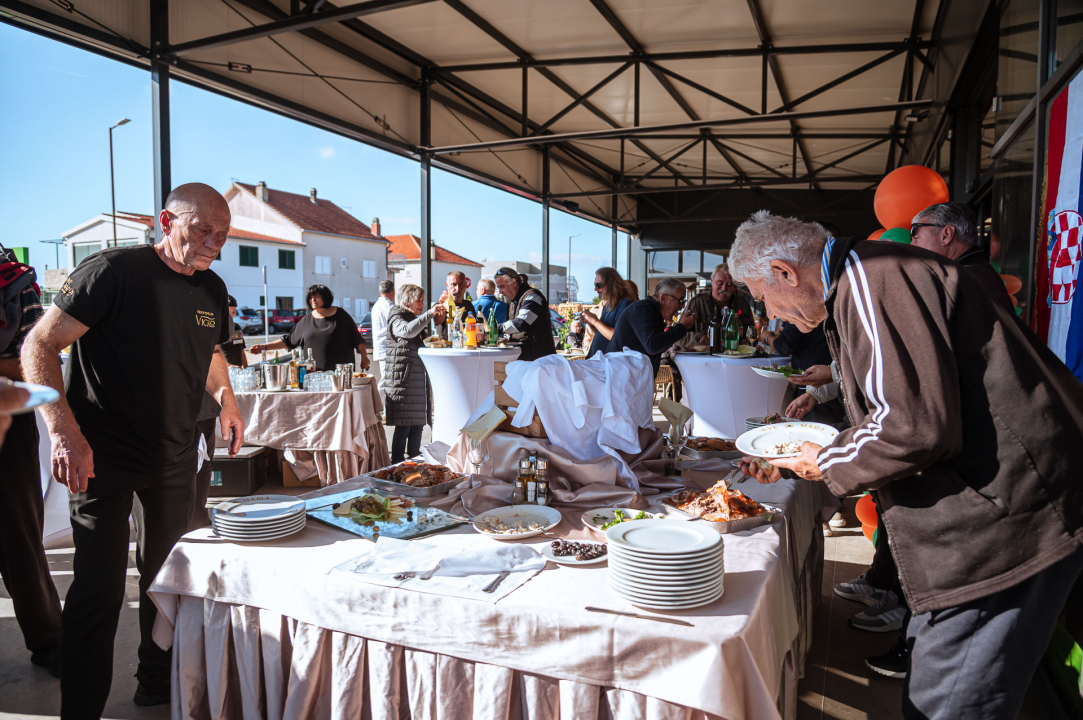 FOTO LUG Shopping Center otvorio svoja vrata: Dostupni i prostori za najam!