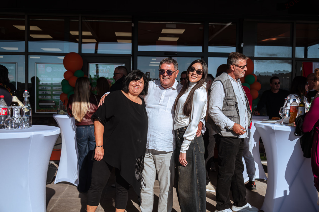 FOTO LUG Shopping Center otvorio svoja vrata: Dostupni i prostori za najam!