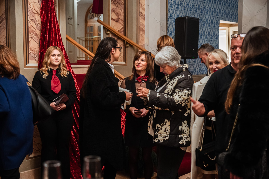 Svečana premijera predstave 'Uza skale, niza skale'