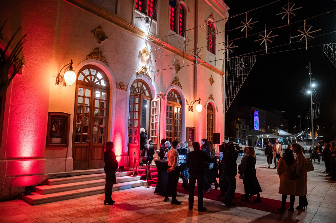 Svečana premijera predstave 'Uza skale, niza skale'