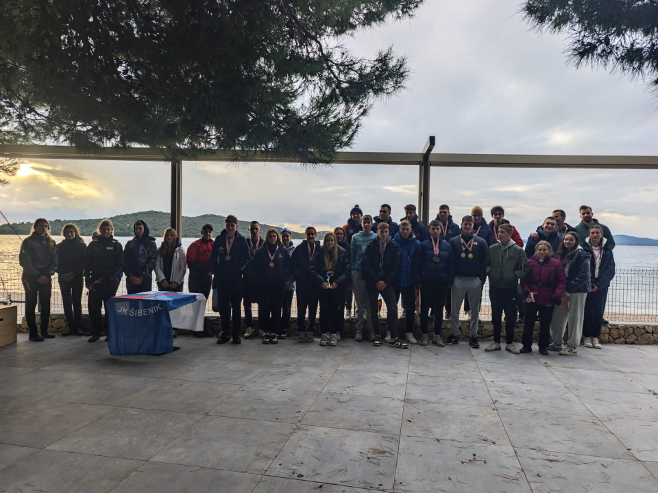 Državno prvenstvo u klasi 420 i 49er održano protekli vikend u Šibeniku