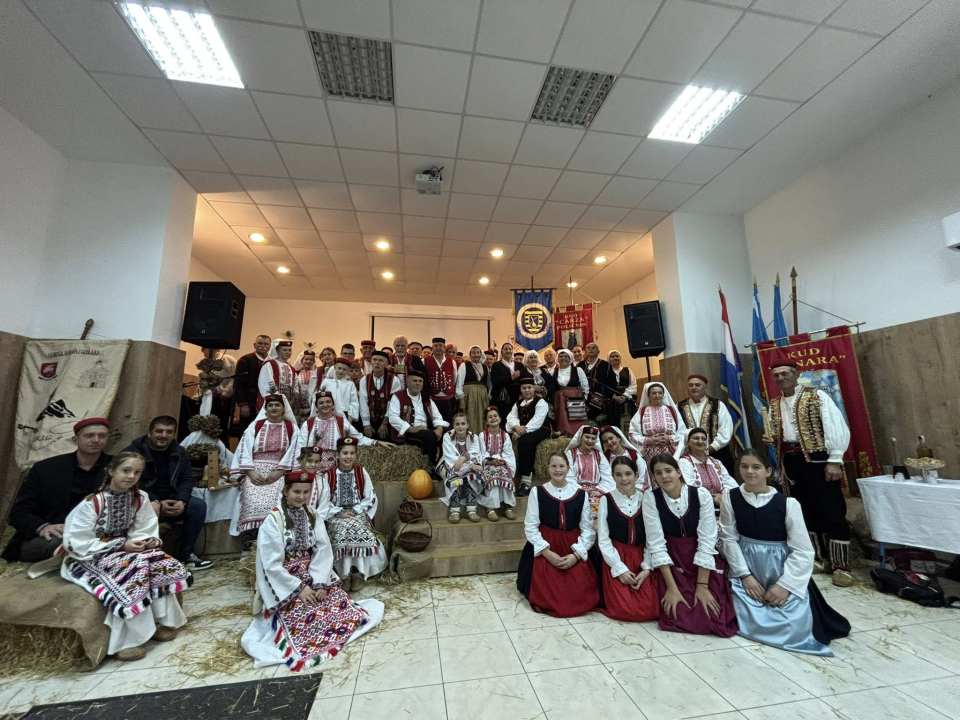 'Dinarsko silo' u Kijevu okupilo čuvare baštine, plesova i običaja 