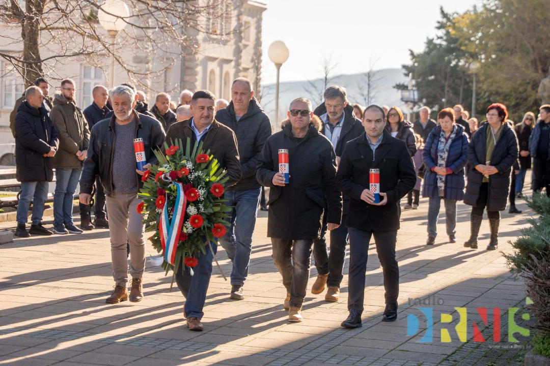 Obilježena 34. obljetnica ustrojavanja 142. brigade u Drnišu