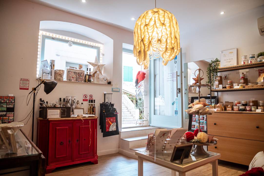 FOTO Posebni pokloni za vaše posebne ljude: Otkrijte blagdansku ponudu Kola-fjake na Dobriću