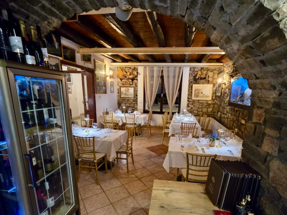 FOTO Skradinski kultni restoran Zlatne školjke ponovno otvara vrata i donosi nezaboravan gastronomski doživljaj!